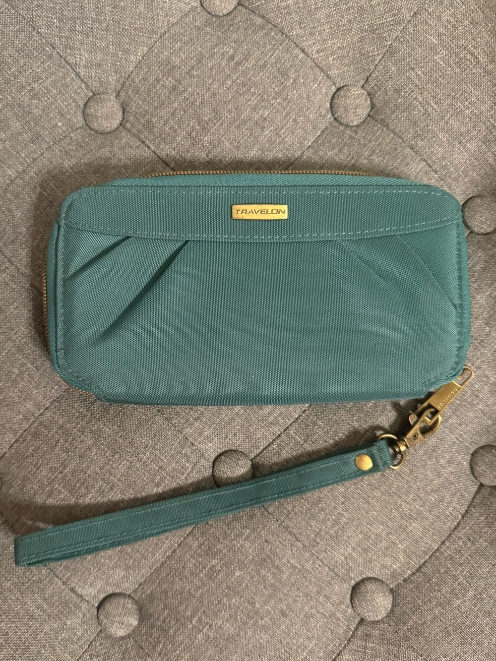 Travelon Teal Wristlet Clutch with Wrist Strap